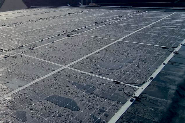 AktivEnergie ist Ihr Spezialist für Flachdach-Solartechnik